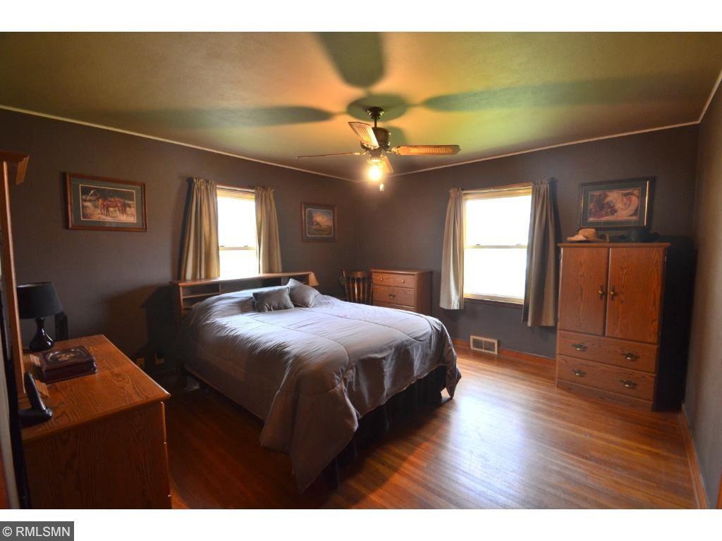 1286 Ripley Avenue Maplewood, MN 55109 - Photo 7 of 21 Gallery Image 7