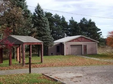 $725,000 | 1316 East Chauvez Road, Scottville, MI 49454