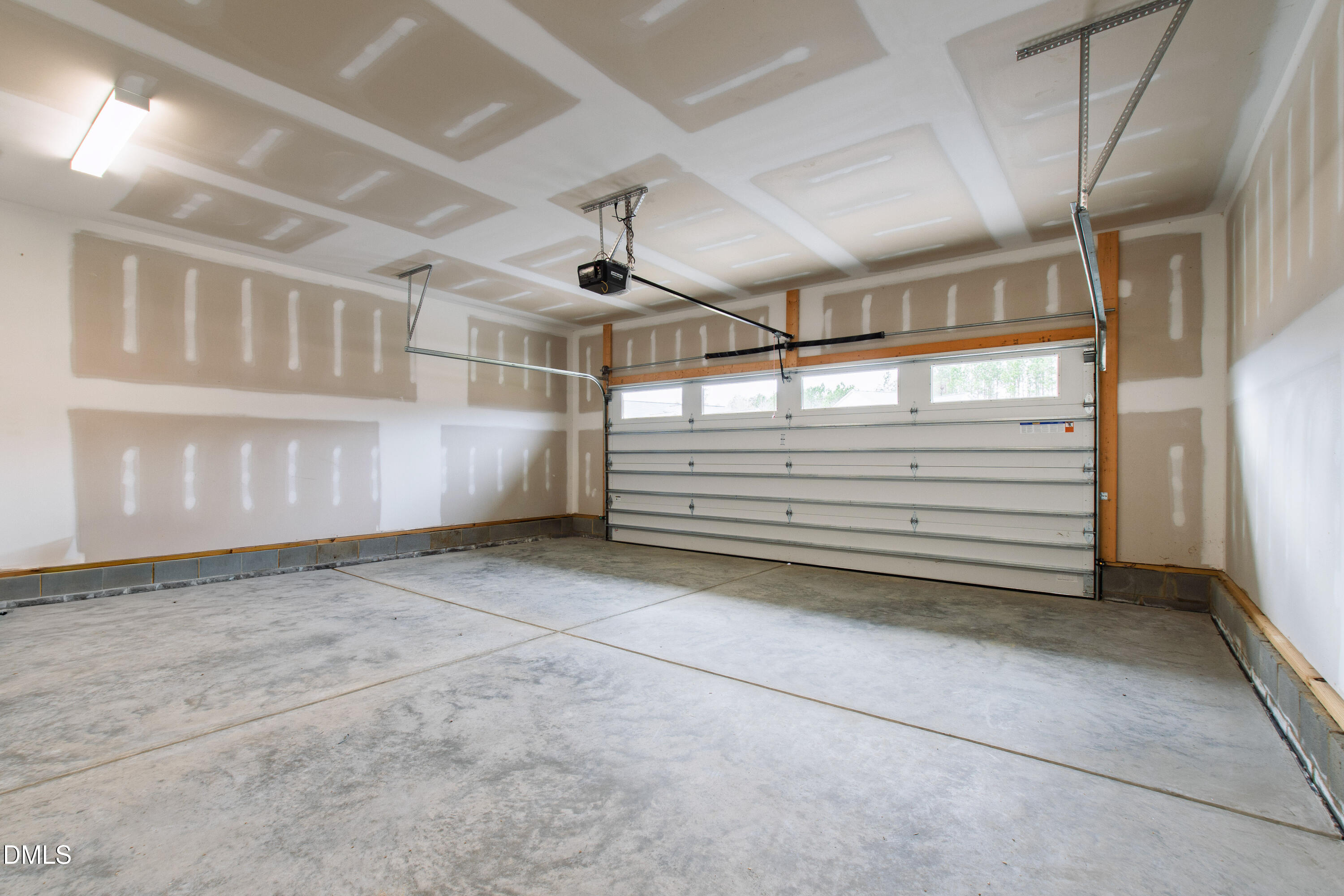 77 Falls Riv Court Broadway, NC 27505 - Photo 31 of 39 a view of an empty room