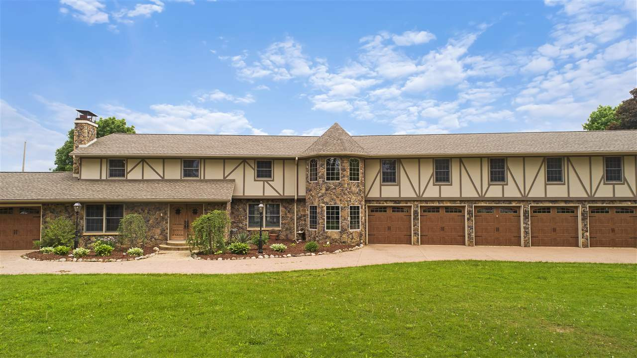 3406 Vrooman Road Jackson, MI 49201 - Photo 2 of 37 Photo 2