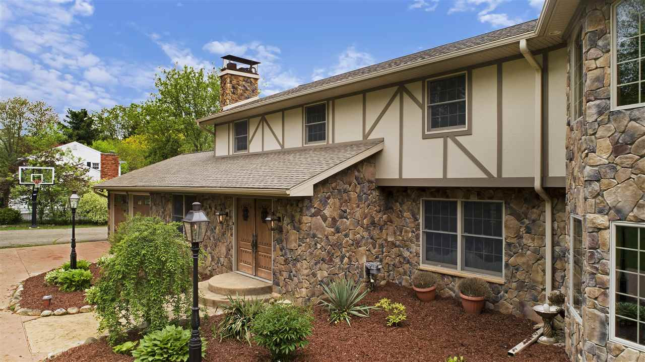 3406 Vrooman Road Jackson, MI 49201 - Photo 3 of 37 Photo 3