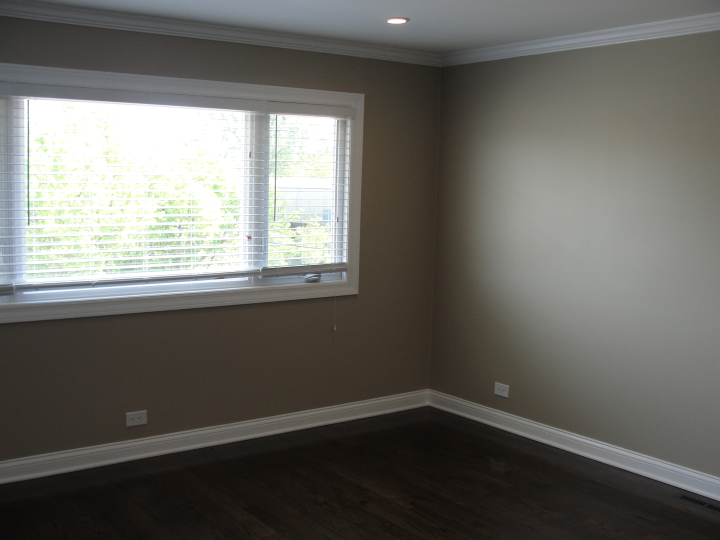 1154 Meadow Road Northbrook, IL 60062 - Photo 13 of 21