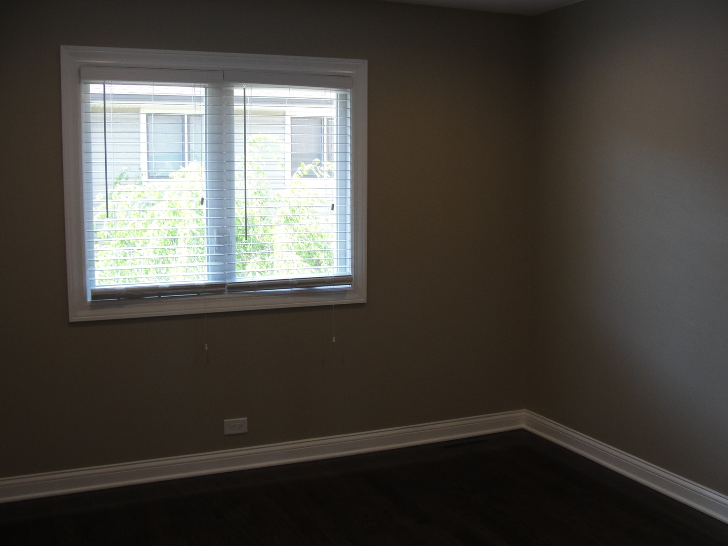1154 Meadow Road Northbrook, IL 60062 - Photo 16 of 21