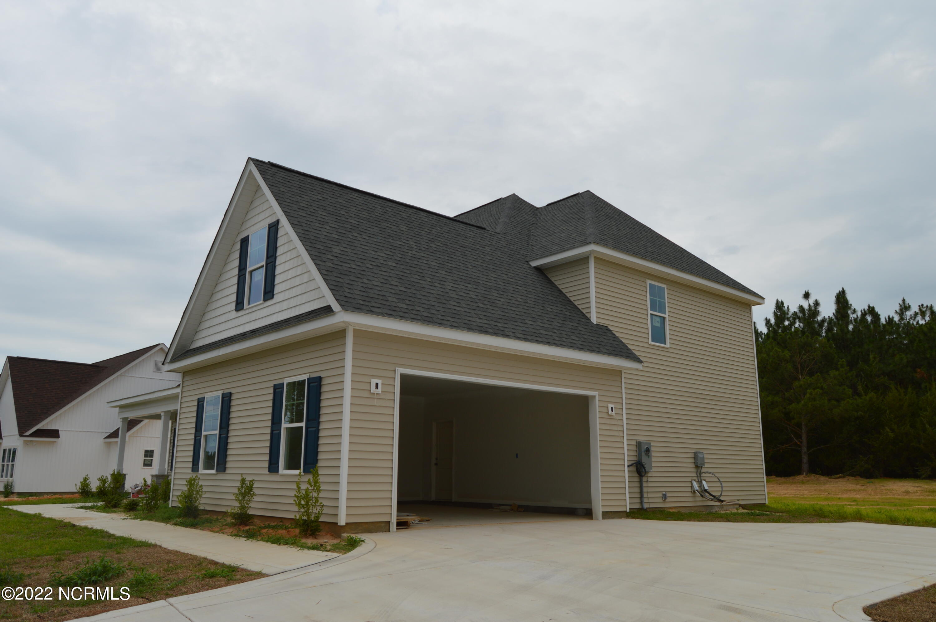 523 Townsend Road Raeford, NC 28376 - Photo 2 of 16 DSC_0869