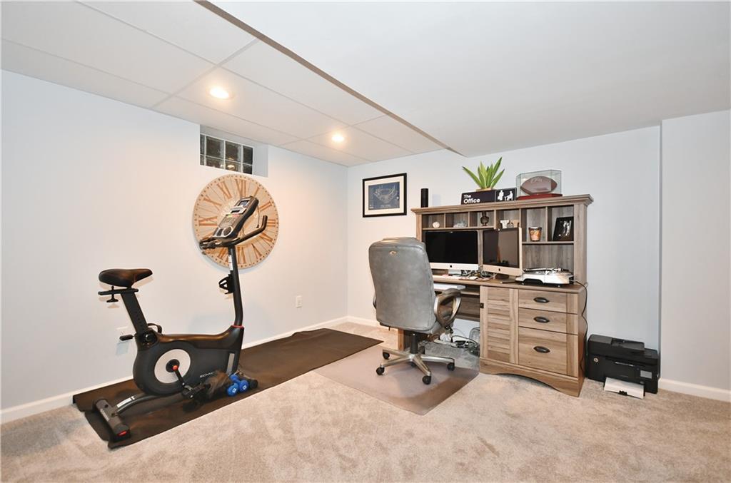 2416 Willowbrook Road Pittsburgh, PA 15241 - Photo 14 of 16 Gallery Image 14
