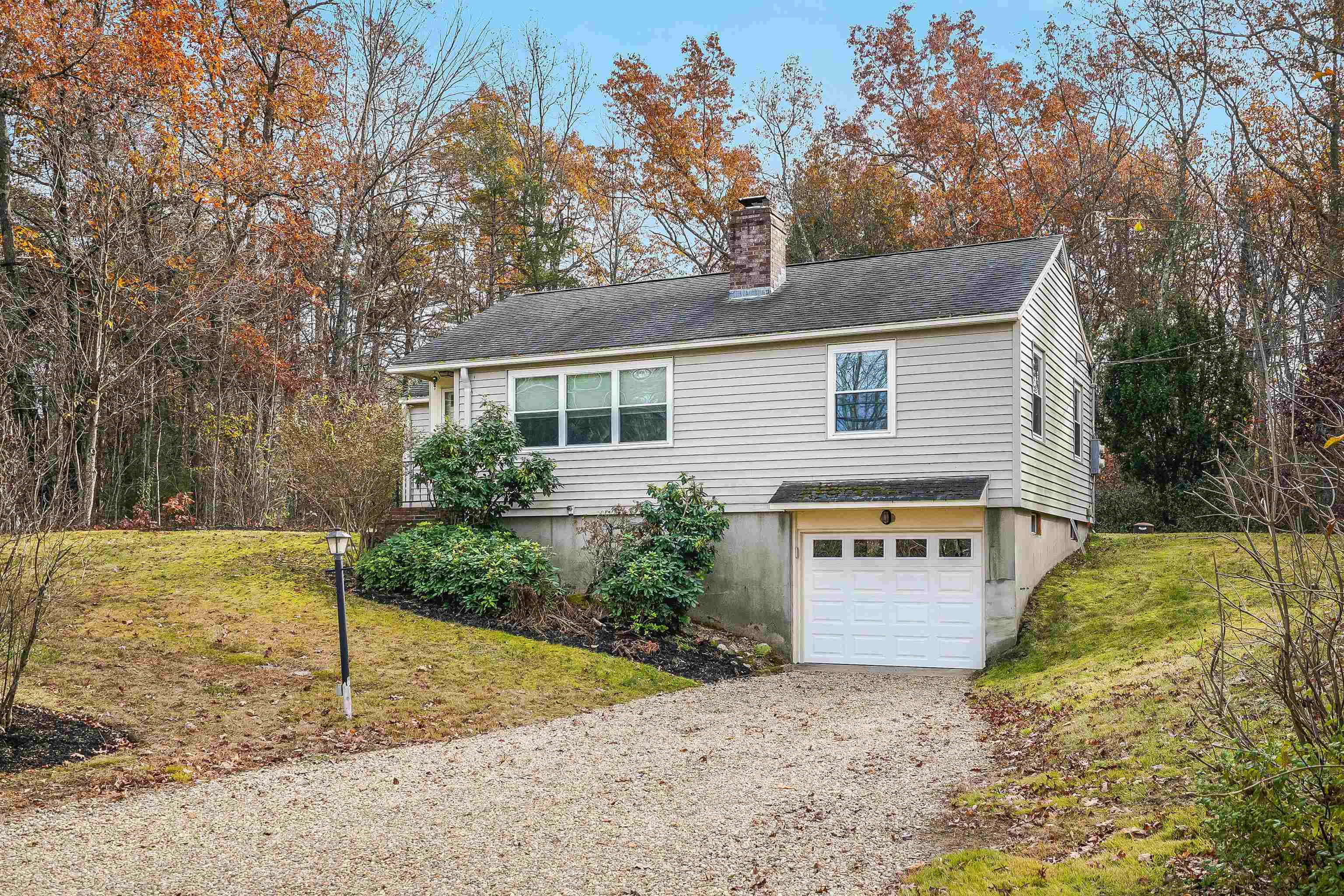 61 Stearns Road Amherst, NH 03031 - Photo 1 of 33 Gallery Image 1
