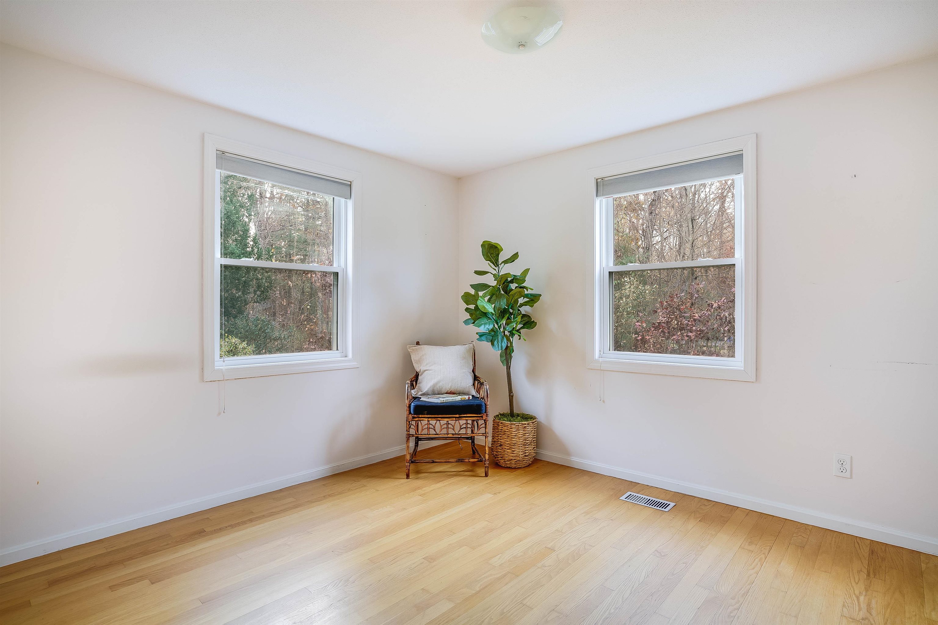 61 Stearns Road Amherst, NH 03031 - Photo 5 of 33 Gallery Image 5