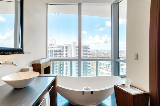 $2,195,000 | 10295 Collins Avenue, Unit 1014, Bal Harbour, FL 33154