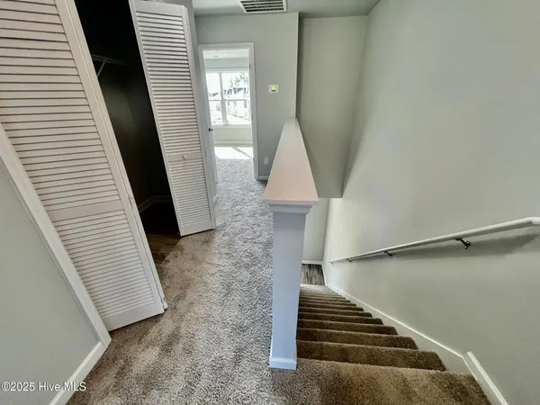 $1,400 | 154 Buckhorn Avenue, Holly Ridge, NC 28445