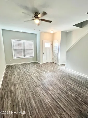 $1,400 | 154 Buckhorn Avenue, Holly Ridge, NC 28445