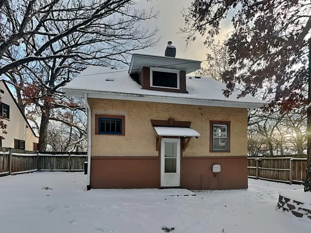 $1,799 | 3610 Oakdale Avenue North, Robbinsdale, MN 55422