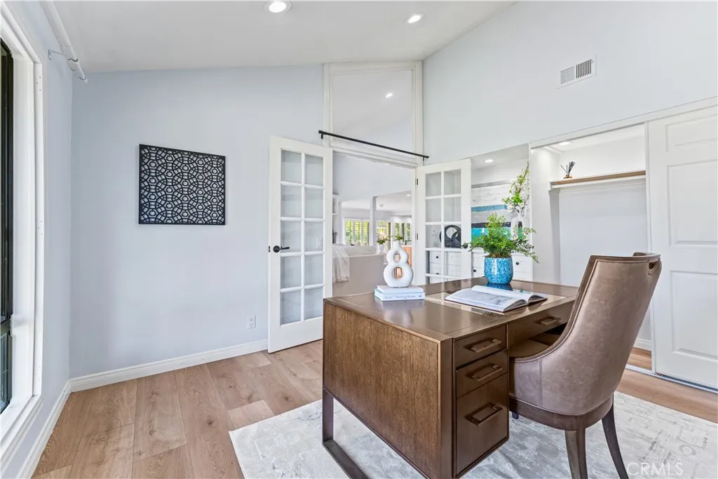 17 Verde, Unit 23 Irvine, CA 92612 - Photo 27 of 50