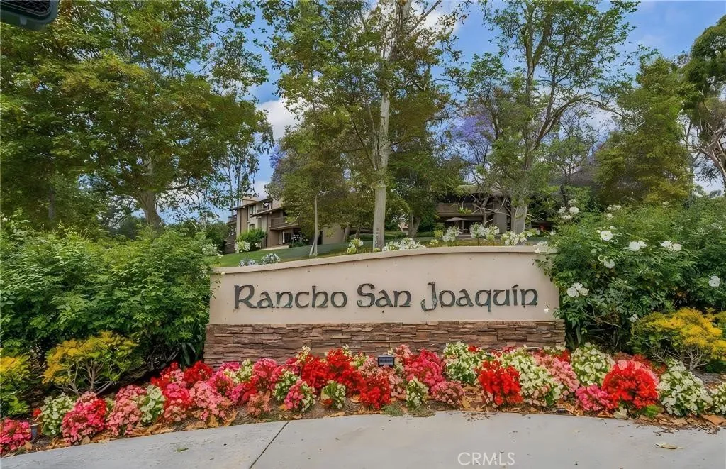 17 Verde, Unit 23 Irvine, CA 92612 - Photo 5 of 50 a sign on the side of the road