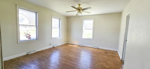 $81,900 | 121 East St Joe Street, Litchfield, MI 49252
