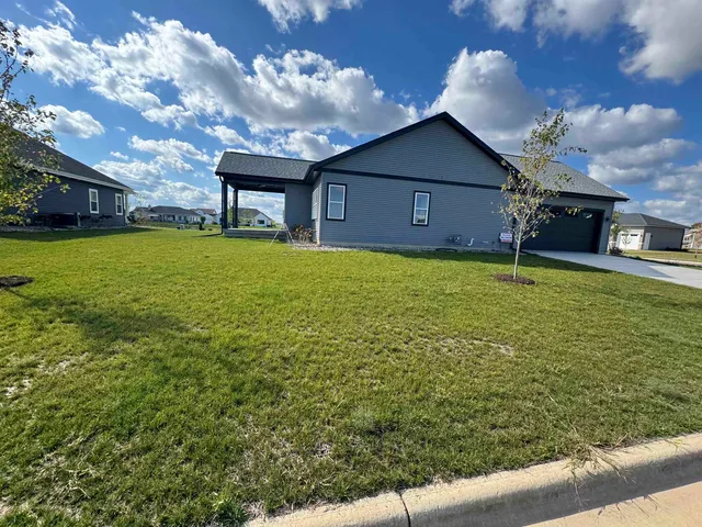 $595,000 | 2020 Mulberry Street, Sauk City, WI 53583