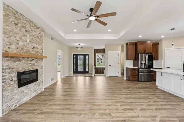 $595,000 | 2020 Mulberry Street, Sauk City, WI 53583