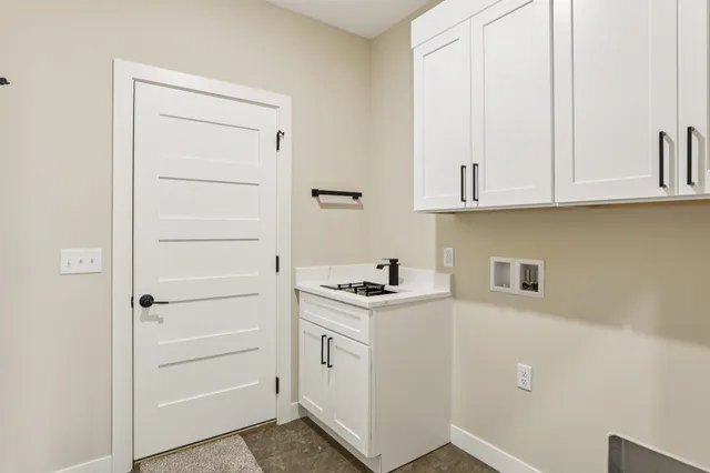 $595,000 | 2020 Mulberry Street, Sauk City, WI 53583