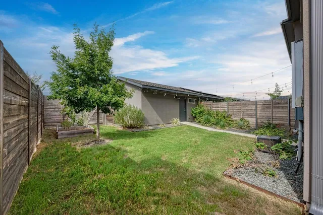 $2,200 | 5408 Baythorne Drive, Unit A, Austin, TX 78747