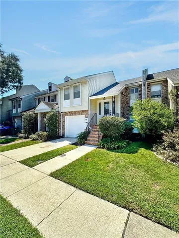 $380,000 | 932 Old Metairie Place, Metairie, LA 70001