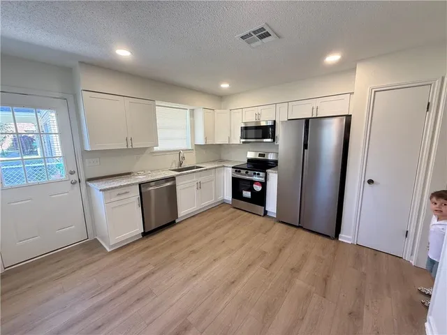 $399,900 | 4704 Park Drive North, Metairie, LA 70001