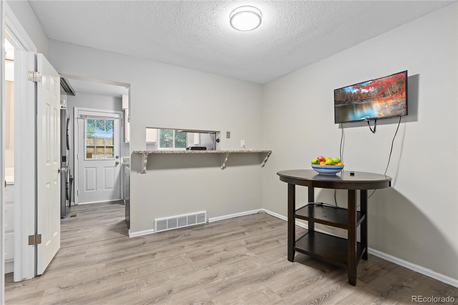 2297 South Jasper Way, Unit B Aurora, CO 80013 - Photo 4 of 20