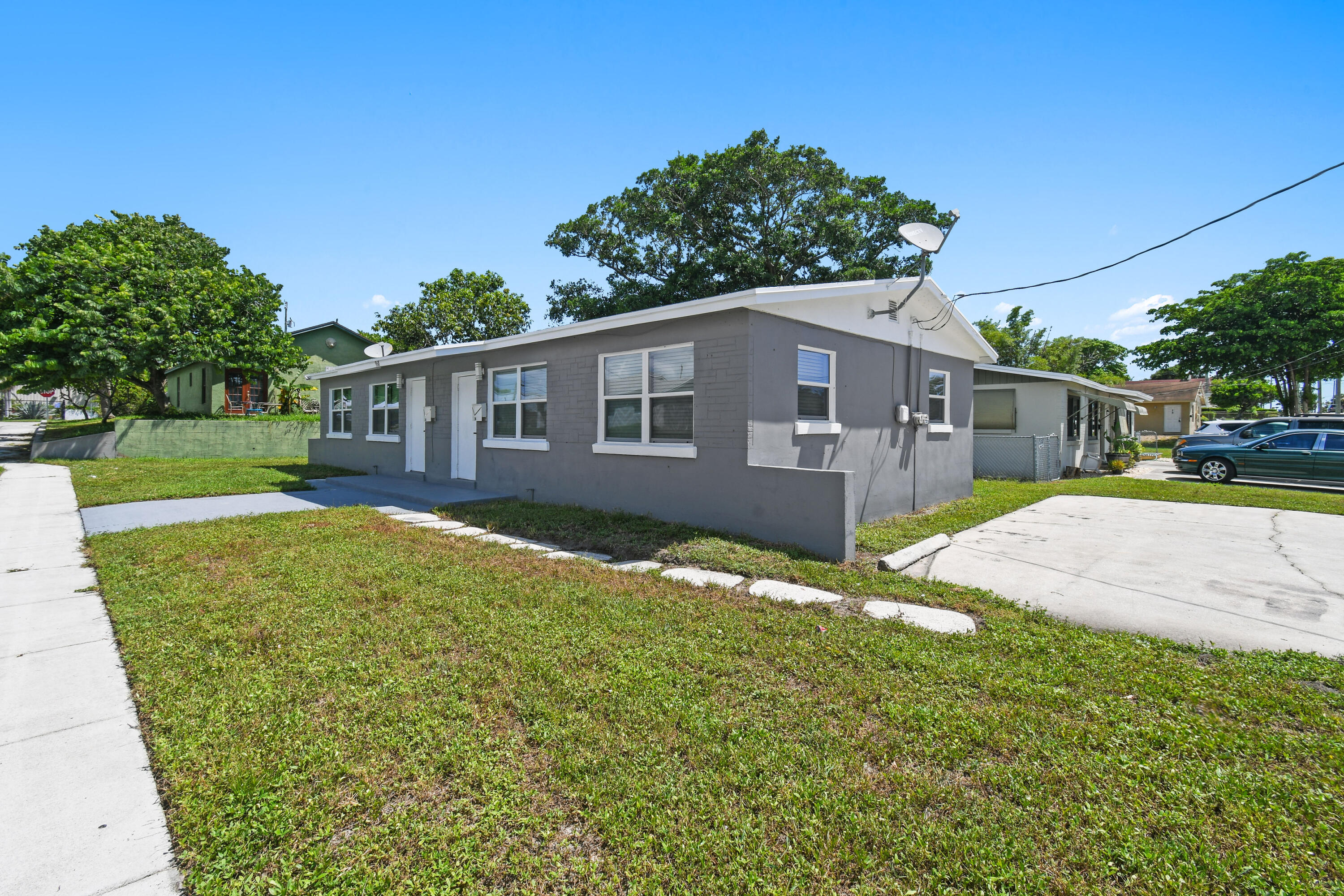 968 West 9th Street, Unit B2 Riviera Beach, FL 33404 - Photo 20 of 26 968W9thSt,UnitB2(23)