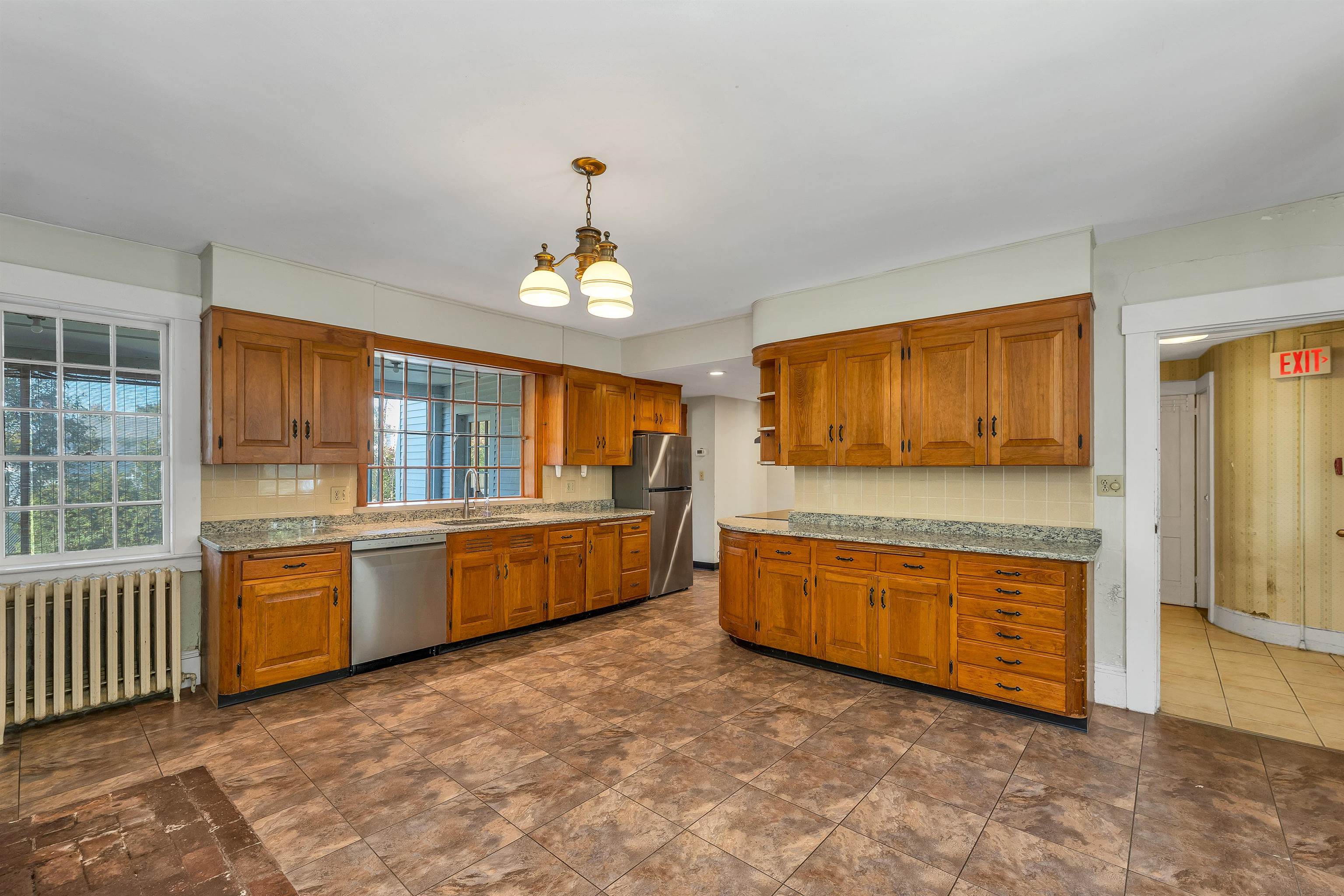 79 South Main Street Wolfeboro, NH 03894 - Photo 6 of 42