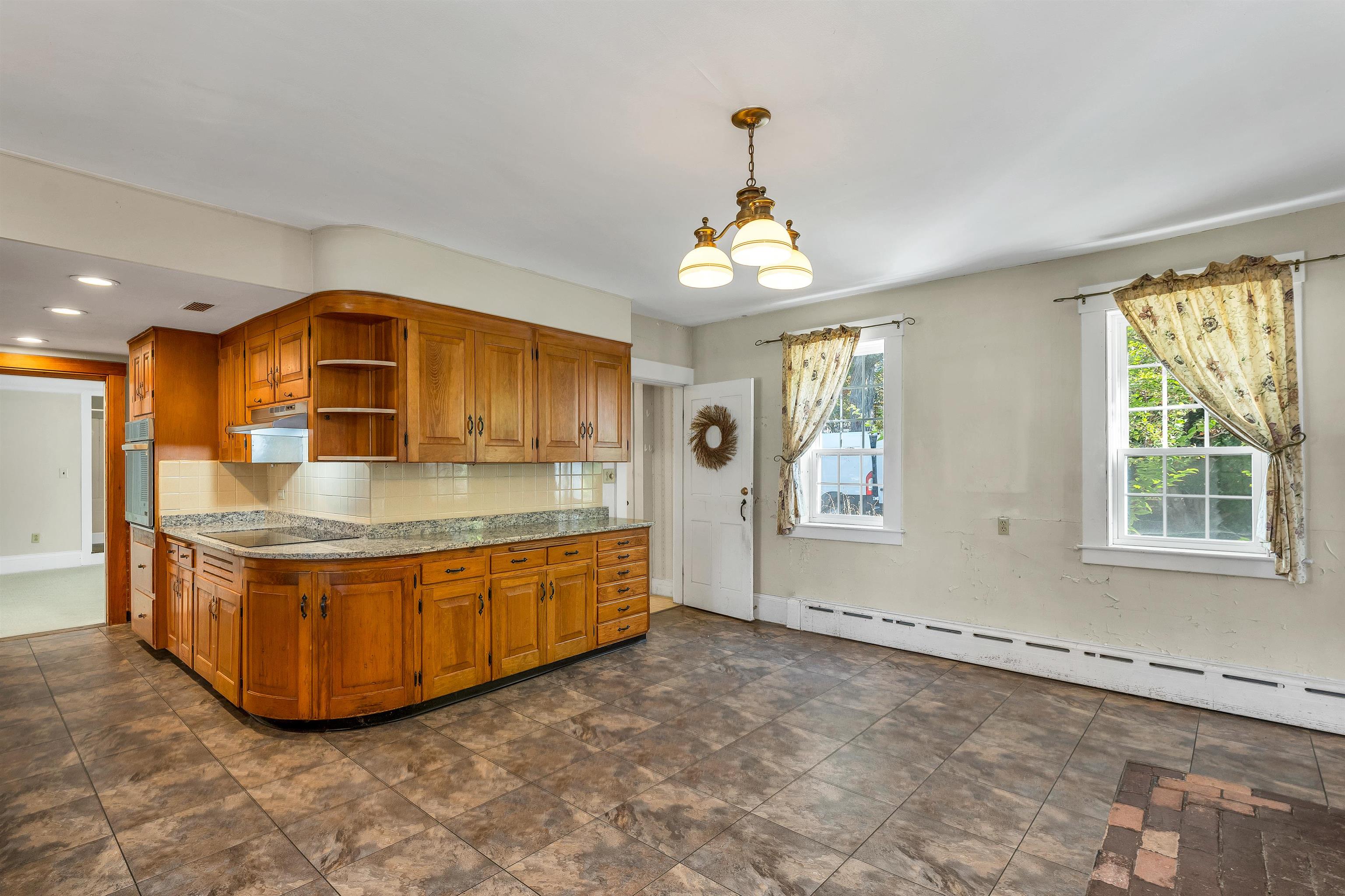 79 South Main Street Wolfeboro, NH 03894 - Photo 7 of 42