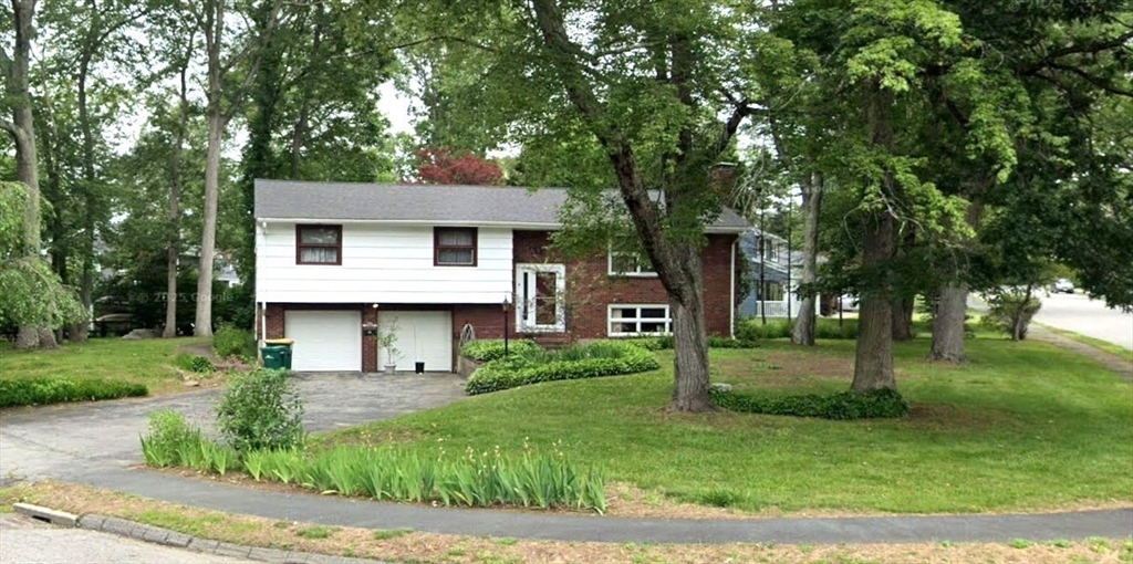 4 Greenwich Road Norwood, MA 02062 - Photo 27 of 28 Gallery Image 27