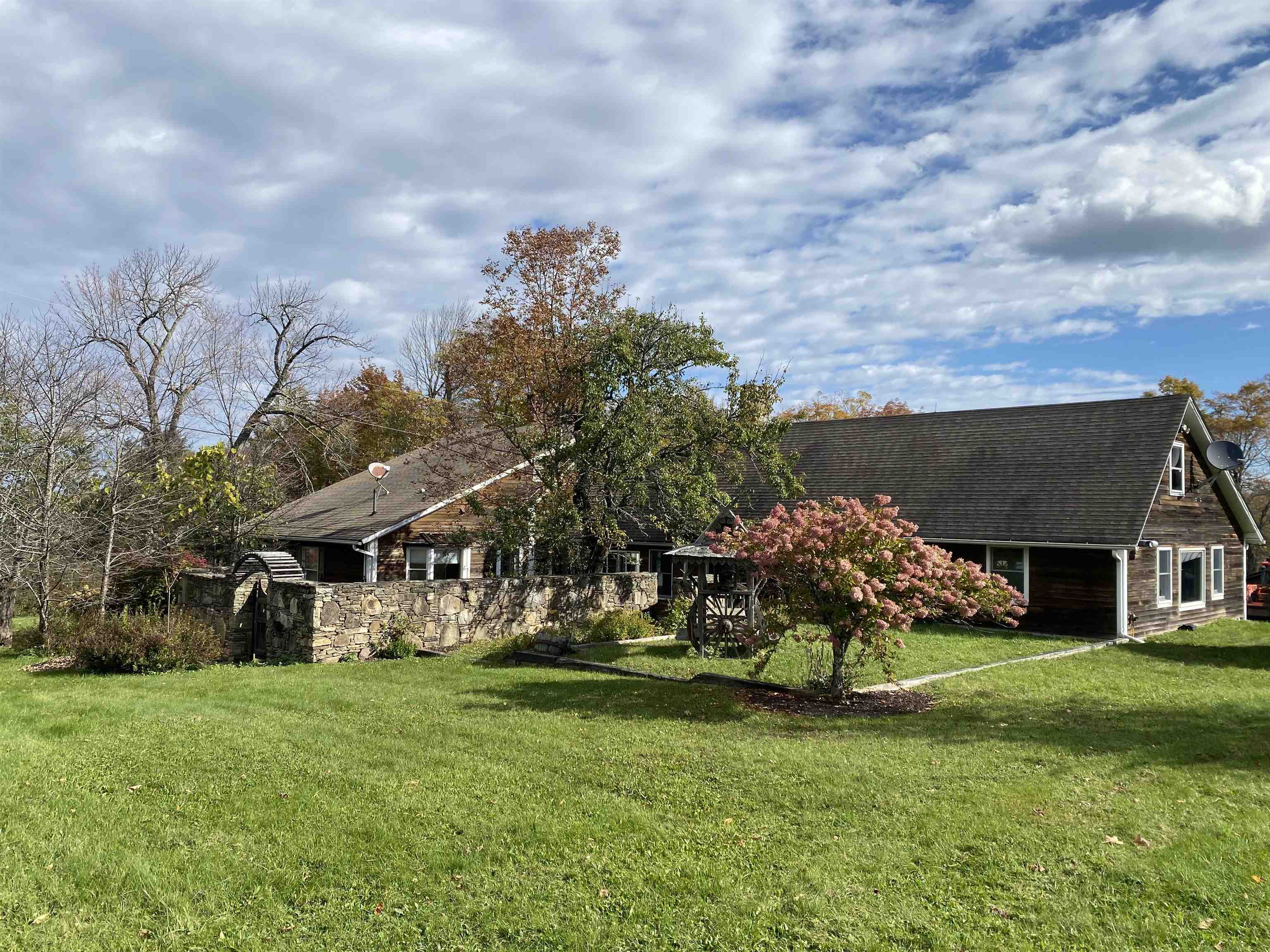 448 Deer Park Road Halifax, VT 05358 - Photo 17 of 39