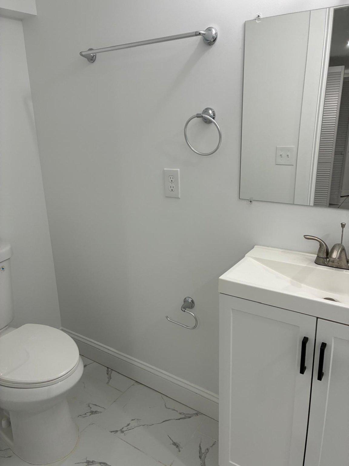 1700 Federal Street Baltimore, MD 21213 - Photo 33 of 41 Lower level full bath.