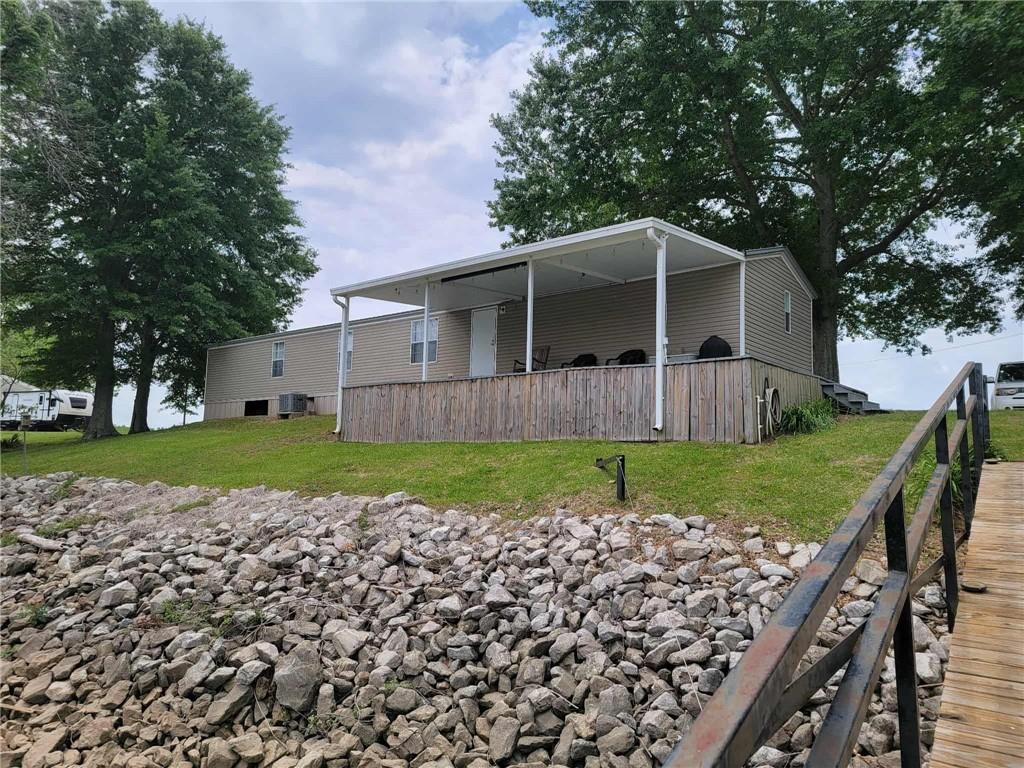 2637 Parhams Road Jonesville, LA 71343 - Photo 1 of 16