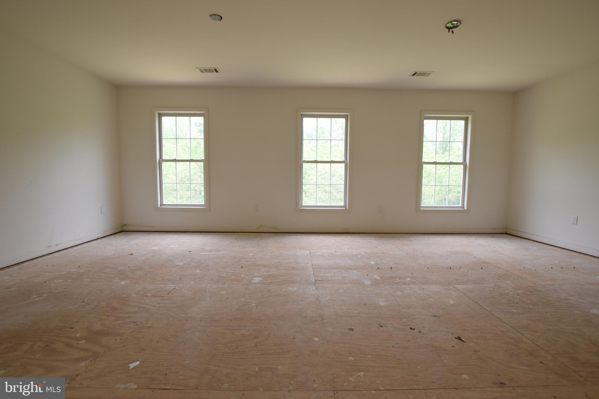 17301 Conoy Road Barnesville, MD 20838 - Photo 35 of 48 Master Bedroom