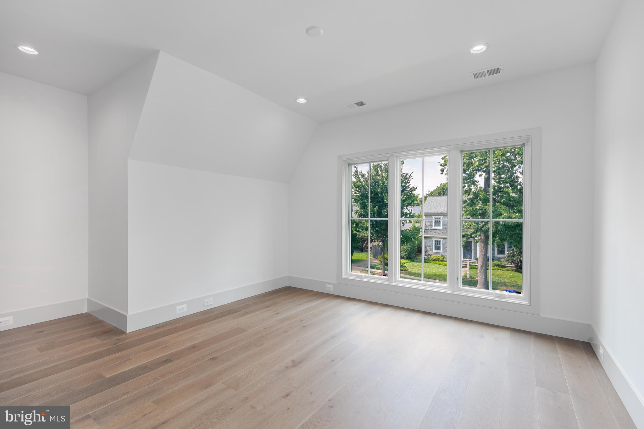 4730 16th Road North Arlington, VA 22207 - Photo 36 of 49