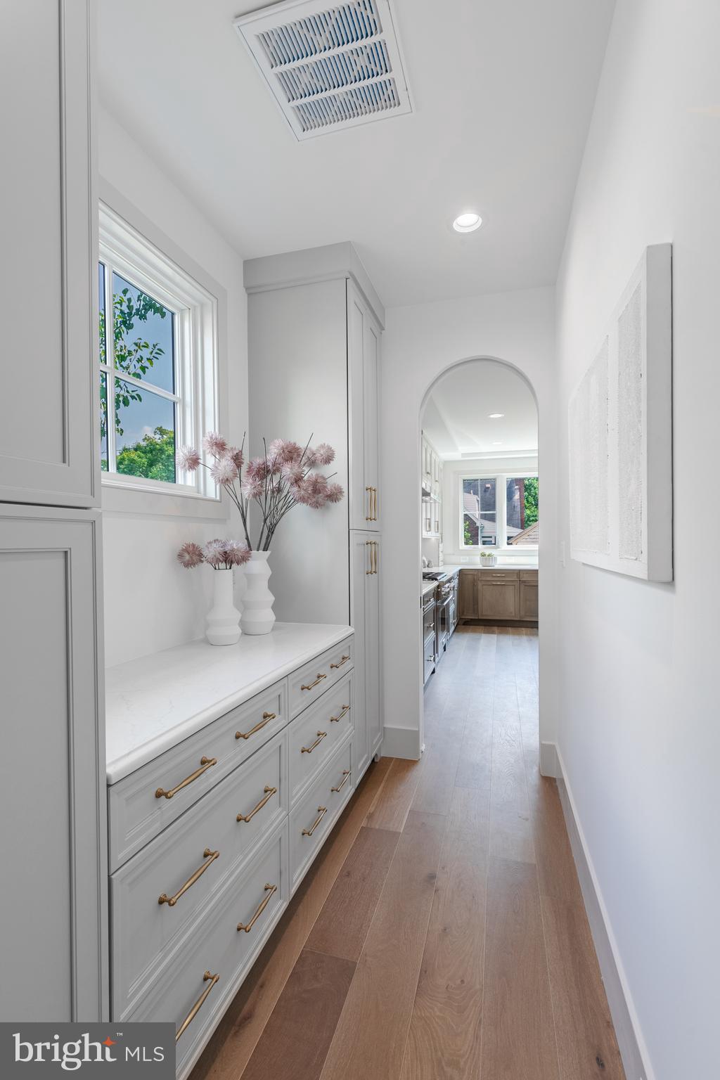 4730 16th Road North Arlington, VA 22207 - Photo 6 of 49