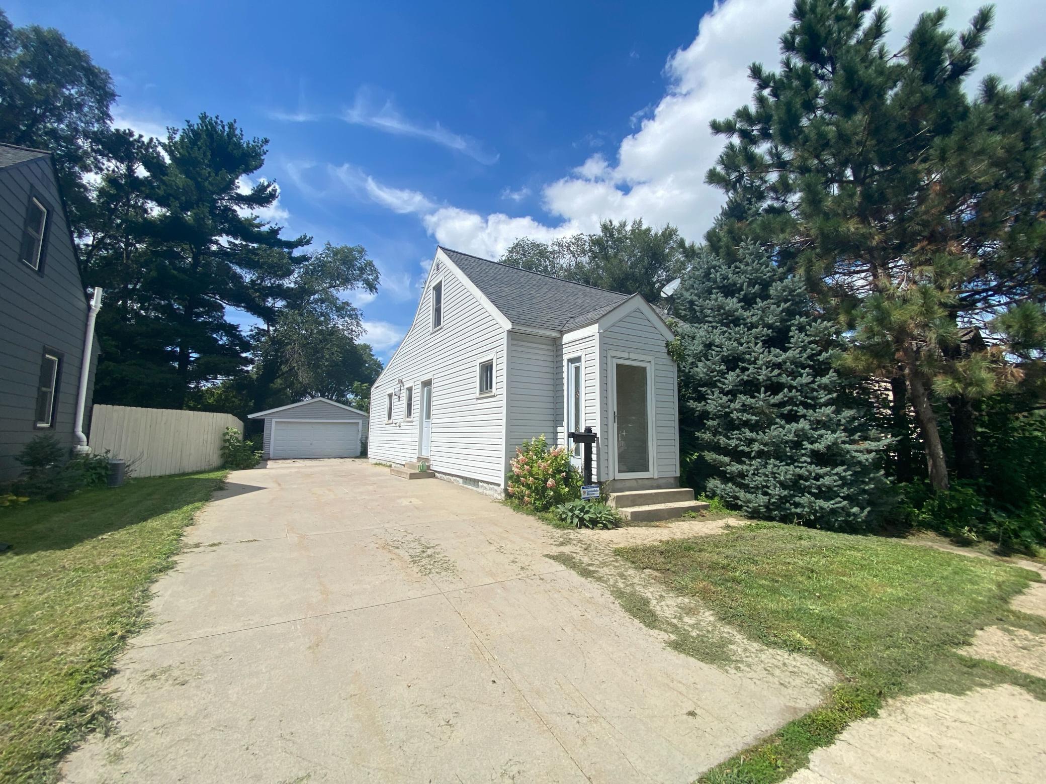 823 5th Avenue Northwest Rochester, MN 55901 - Photo 1 of 1