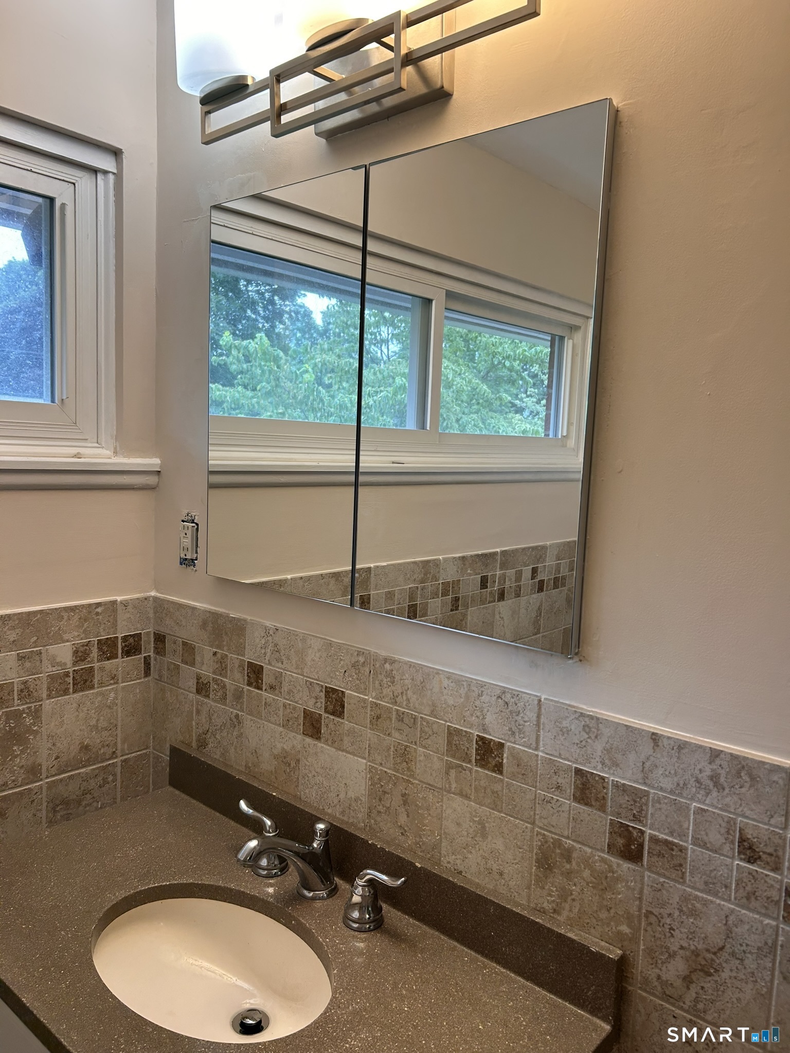 122 Centerbrook Road Hamden, CT 06518 - Photo 18 of 39 Gallery Image 18