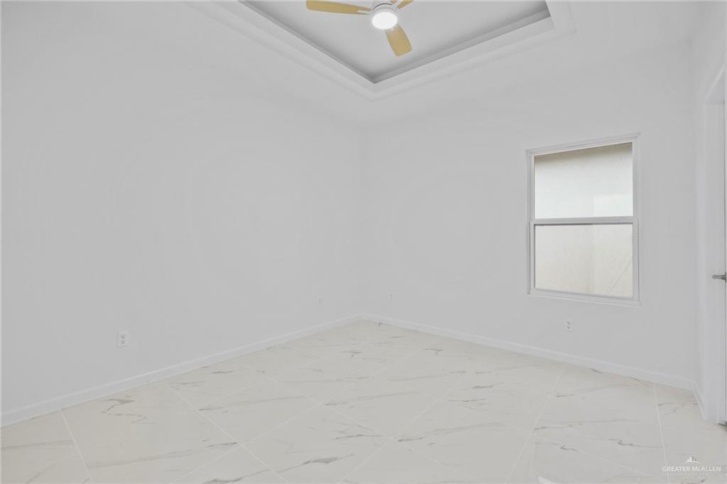 2732 East Conroe Road Edinburg, TX 78542 - Photo 10 of 15 a view of a small space