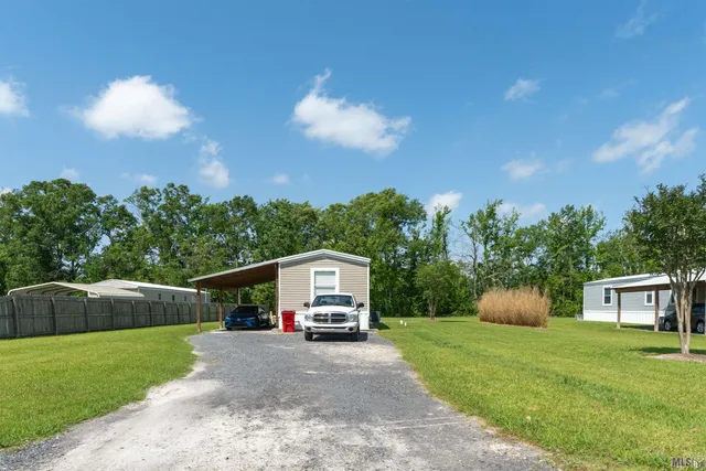 $999,900 | 43451 Cannon Road, Gonzales, LA 70737