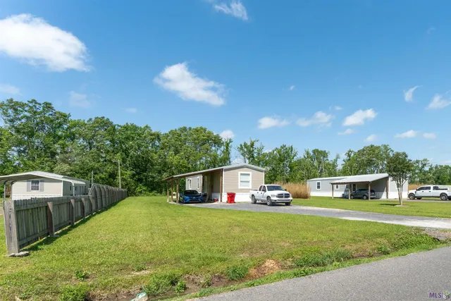 $999,900 | 43451 Cannon Road, Gonzales, LA 70737