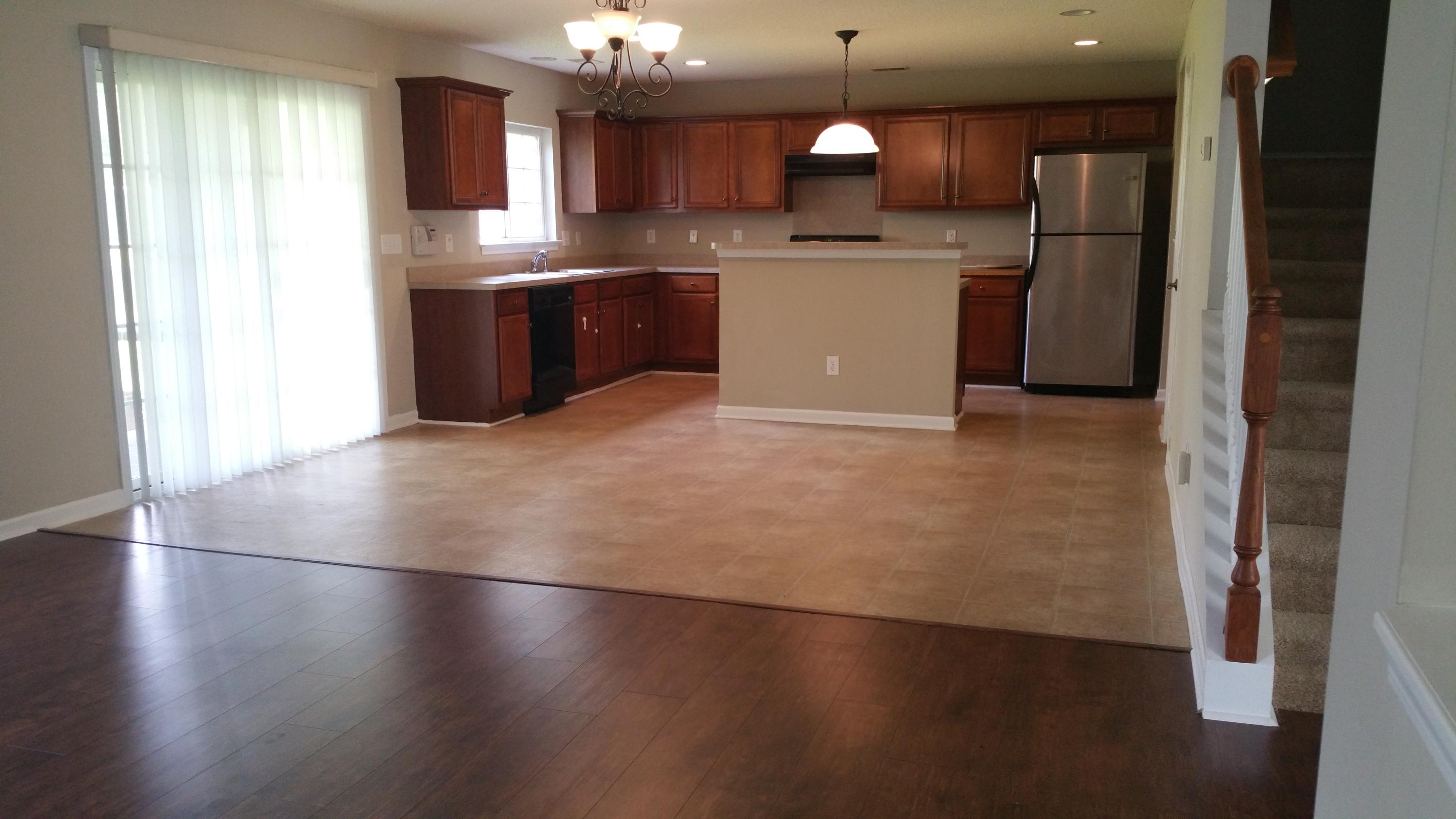 133 Graduate Lane Ladson, SC 29456 - Photo 7 of 44 Kitchen-Eat-in area