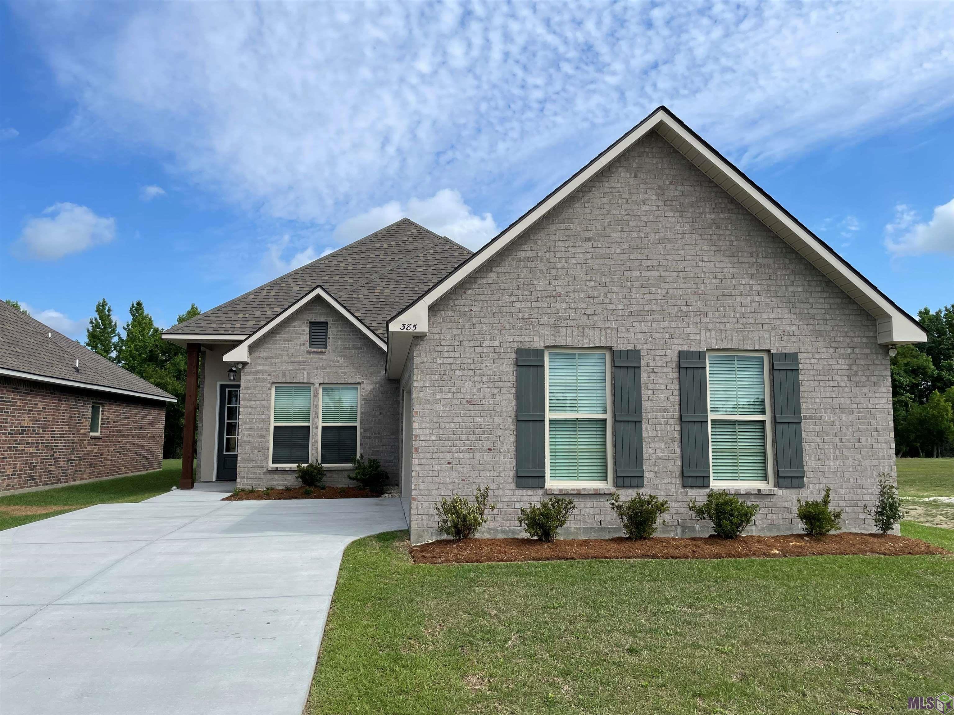 385 Rue Evangeline Houma, LA 70364 - Photo 1 of 6
