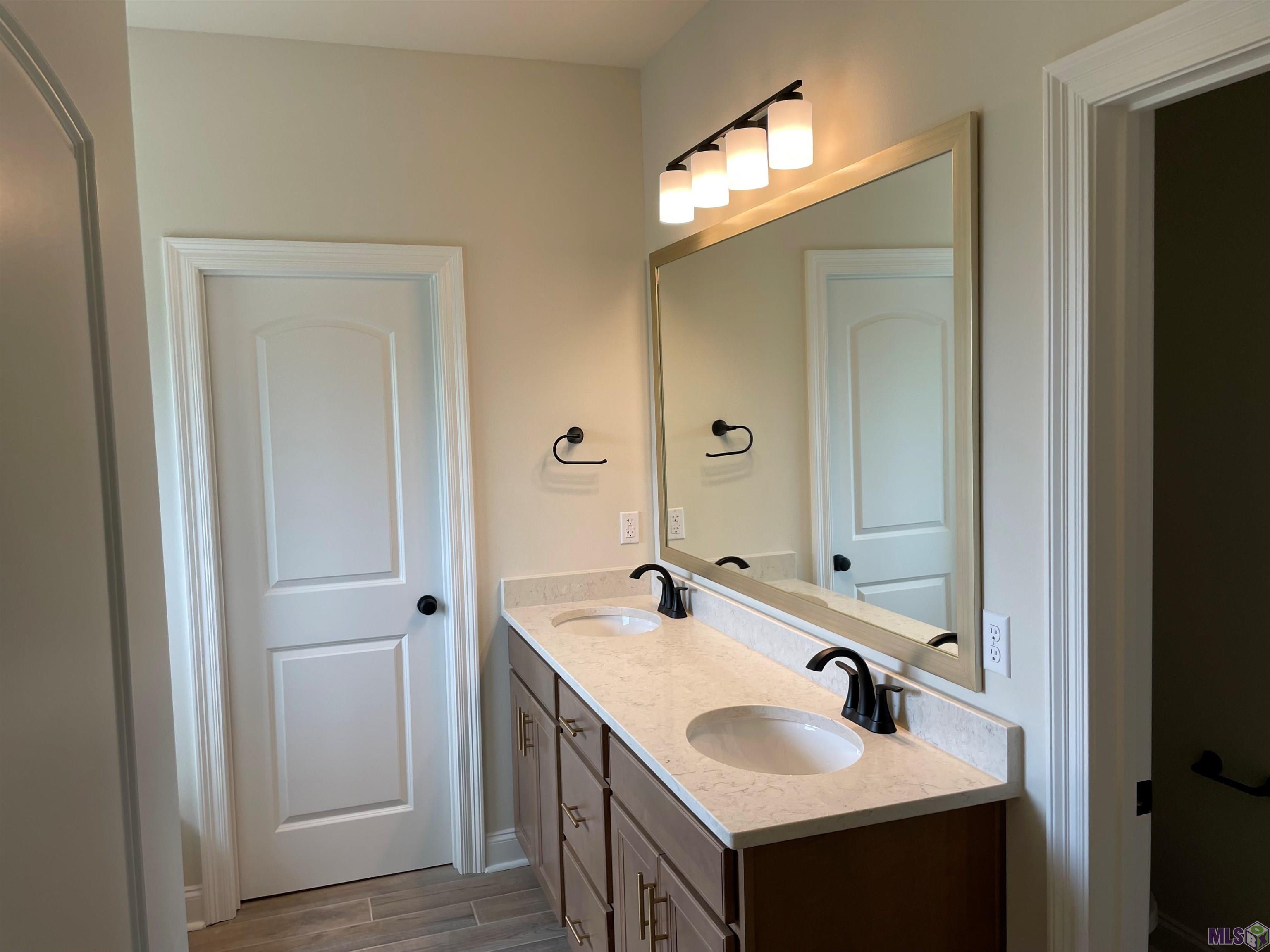 385 Rue Evangeline Houma, LA 70364 - Photo 5 of 6