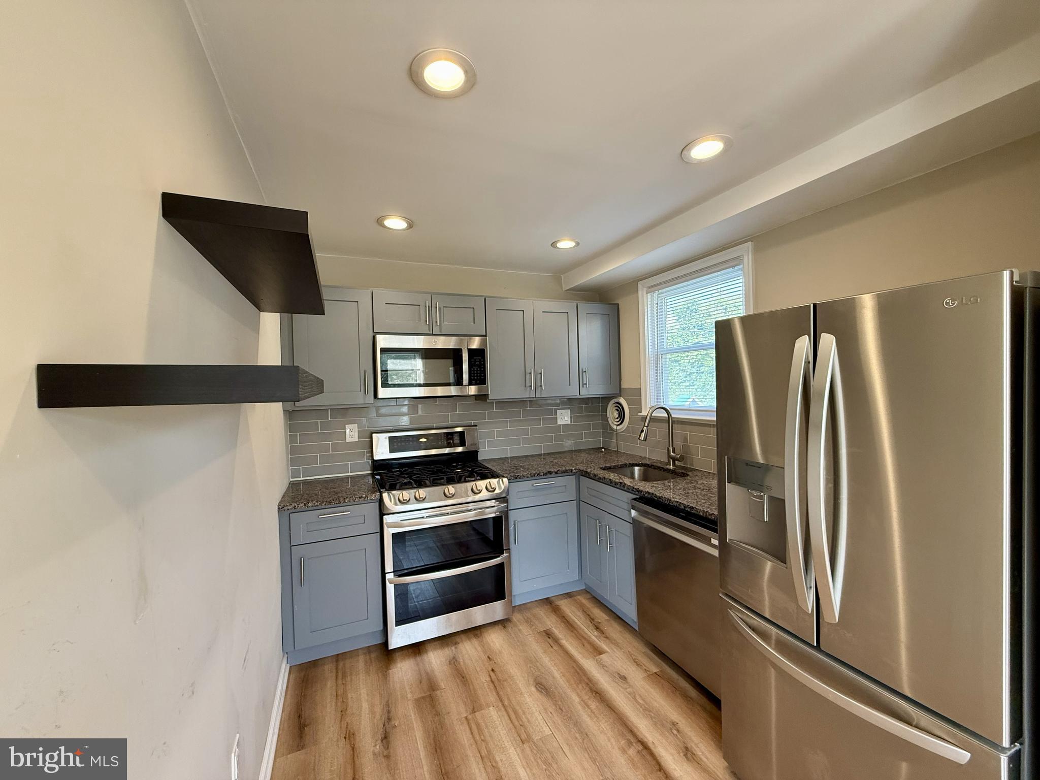10838 Lockart Road Philadelphia, PA 19116 - Photo 6 of 15
