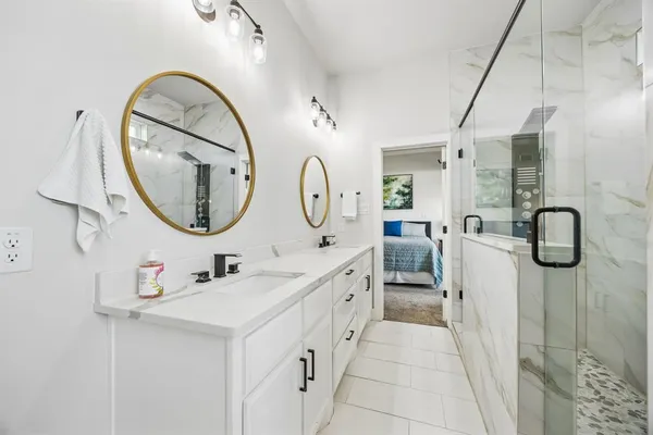 $625,500 | 207 Colonial Drive, Mabank, TX 75156