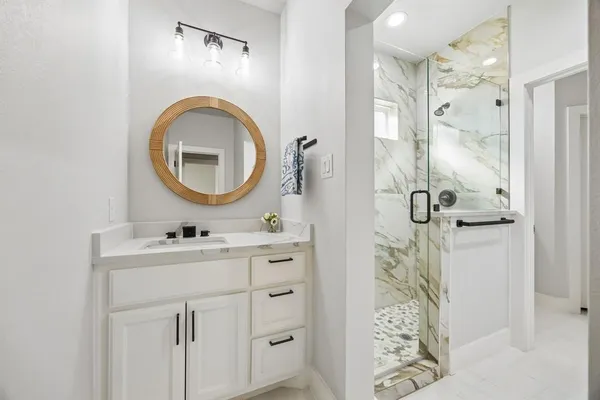 $625,500 | 207 Colonial Drive, Mabank, TX 75156