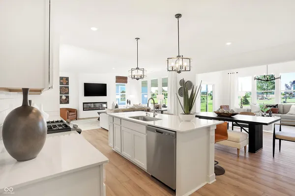 $585,960 | 19620 Timbers Parkway, Noblesville, IN 46062