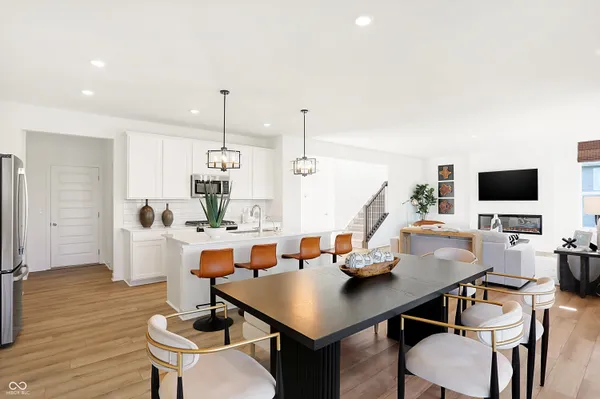 $585,960 | 19620 Timbers Parkway, Noblesville, IN 46062