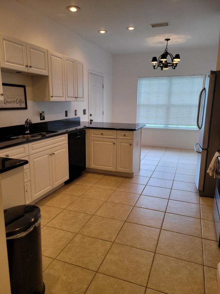 14920 Silveroaks Loop Silverhill, AL 36576 - Photo 8 of 19