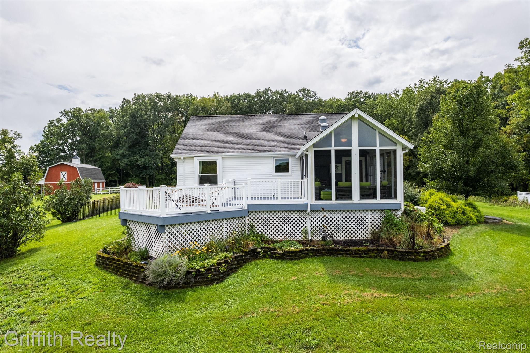 2493 East Clyde Road Howell, MI 48855 - Photo 14 of 63 Gallery Image 14